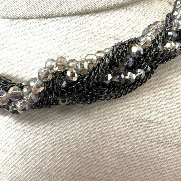 Multi strand chain and crystal twisted necklace - Picture 5 of 9